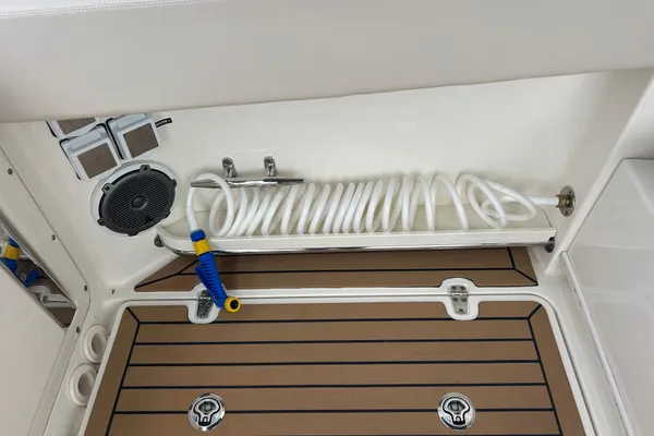 Boston-whaler 320-VANTAGE image