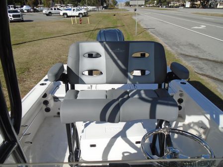 NauticStar 249XTS image