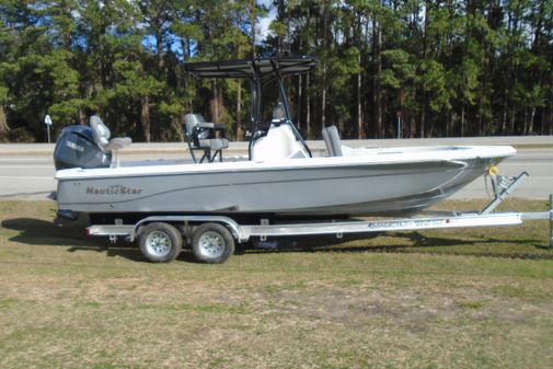 NauticStar 249XTS image