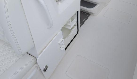 Invincible 35 Catamaran image