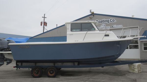 Parker 2520 XLD Sport Cabin
