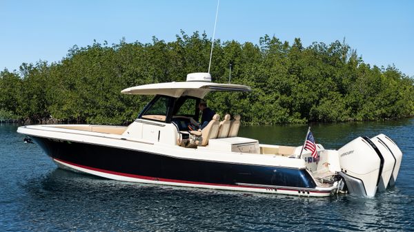 Chris-Craft Catalina 34