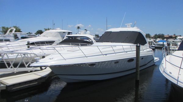 Formula 45 Yacht