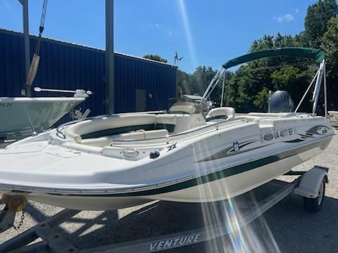 NauticStar 200SC Sport Deck - main image