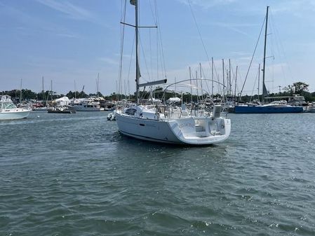 Beneteau 40 image