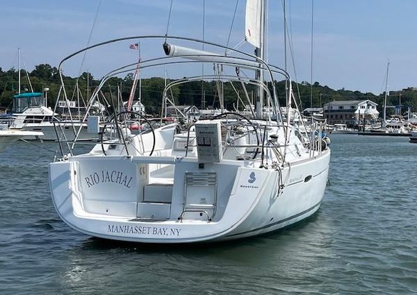 Beneteau 40 image