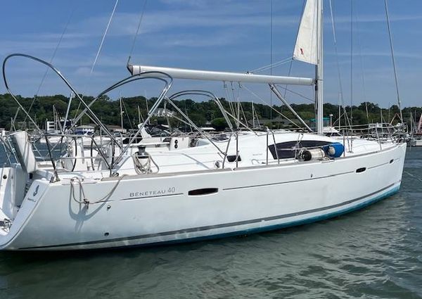 Beneteau 40 image