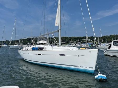 Beneteau 40 image