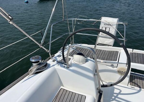 Beneteau 40 image