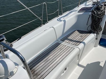 Beneteau 40 image