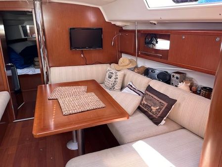 Beneteau 40 image