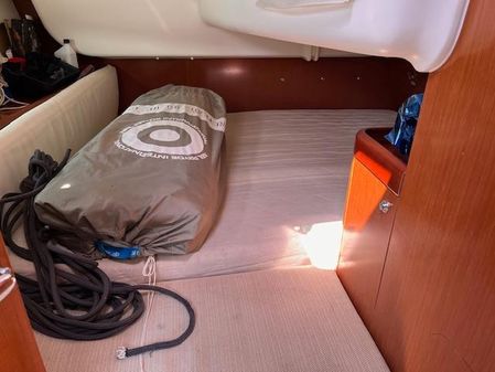 Beneteau 40 image