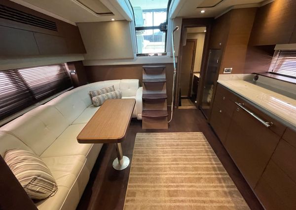 Sea Ray 470 Sundancer image