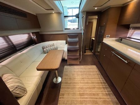 Sea Ray 470 Sundancer image