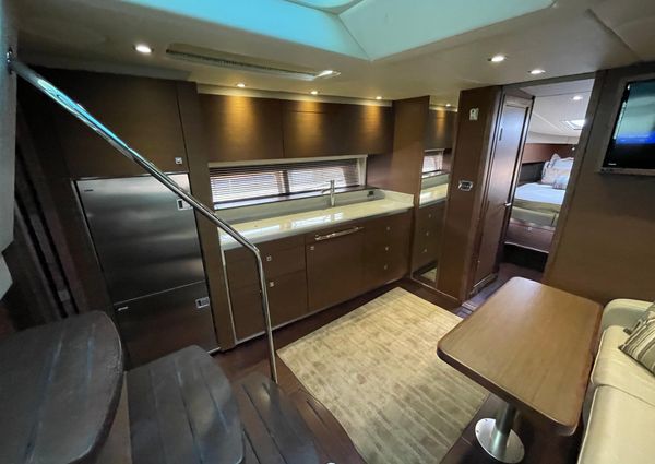 Sea Ray 470 Sundancer image