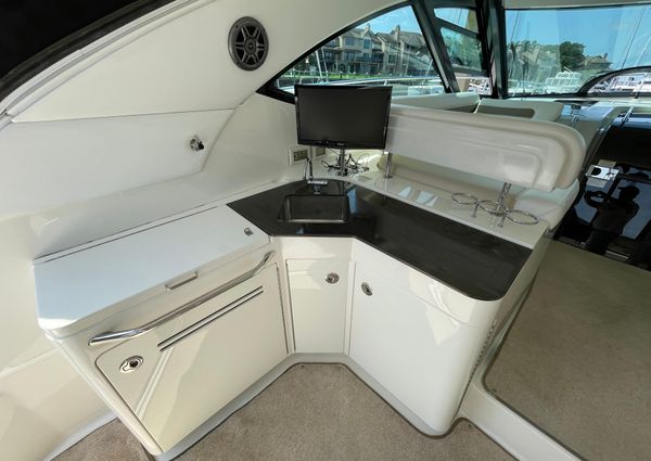 Sea Ray 470 Sundancer image