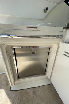 Sea Ray 470 Sundancer image