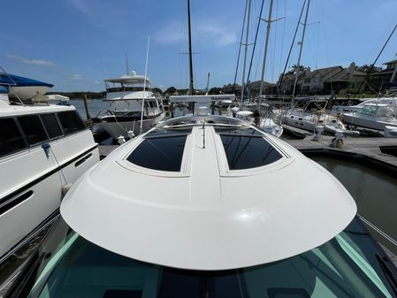 Sea Ray 470 Sundancer image