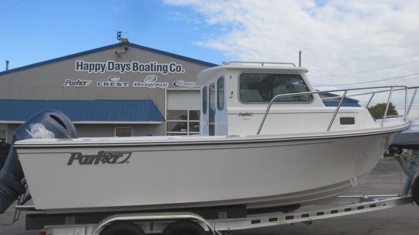 Parker 2120 Sport Cabin