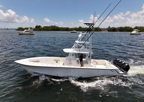 SeaVee 390Z image