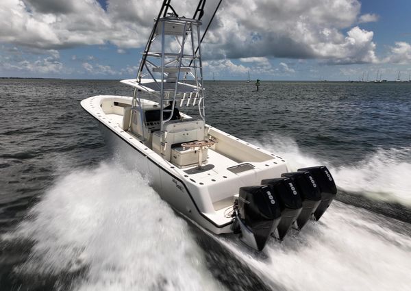 SeaVee 390Z image