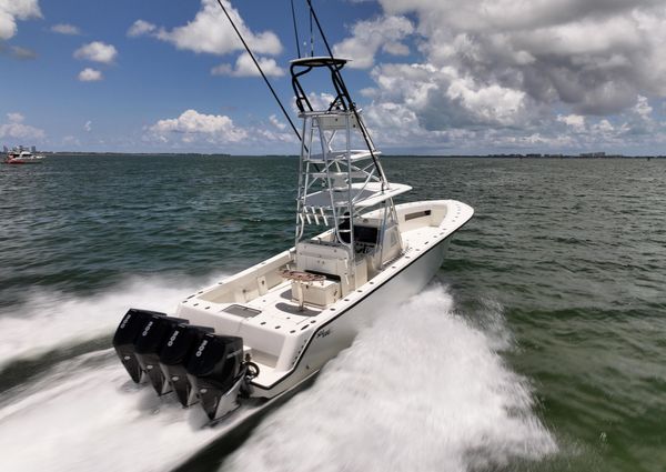 SeaVee 390Z image