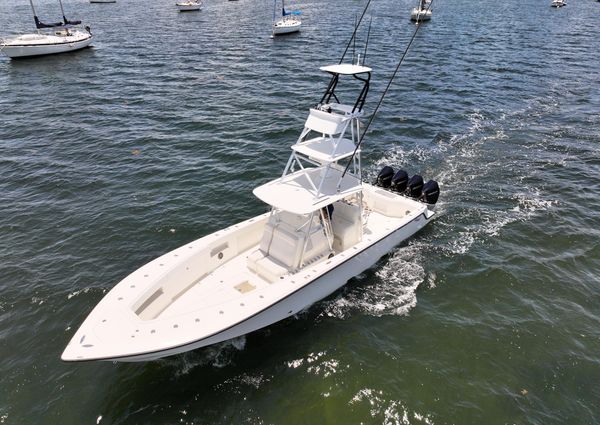 SeaVee 390Z image