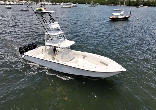 SeaVee 390Z image