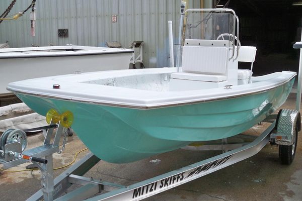 C-Hawk 16 Center Console - main image