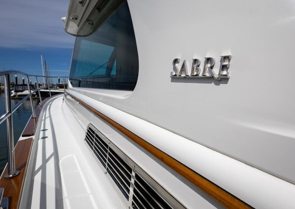 Sabre 43 Salon Express image