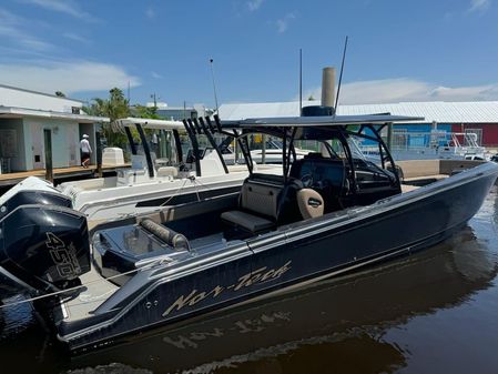 Nor-Tech 390 Sport Center Console image