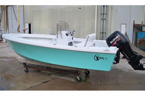 C-Hawk 190 Center Console SPL - main image