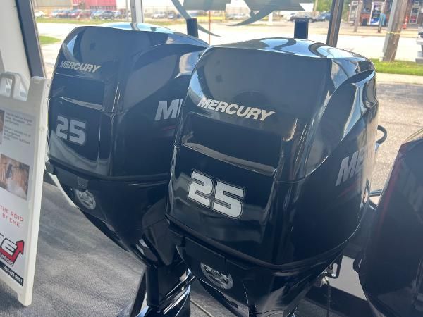 Mercury 25hp Tiller