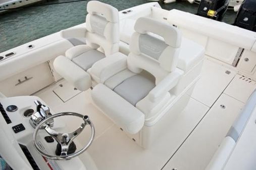 Boston Whaler 320 Outrage image