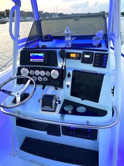 Wahoo CENTER-CONSOLE image