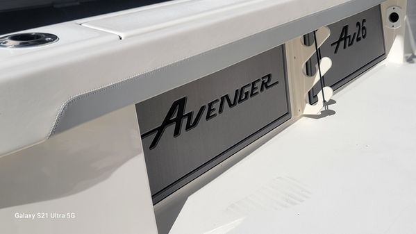 Avenger AV26 image