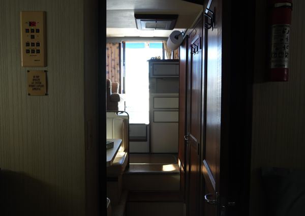 Hatteras 36 Sedan image
