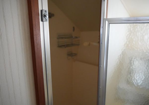 Hatteras 36 Sedan image