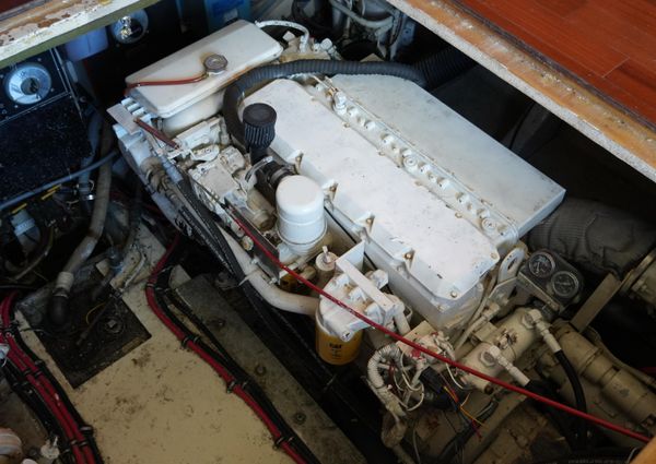 Hatteras 36 Sedan image