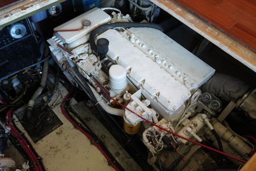 Hatteras 36 Sedan image