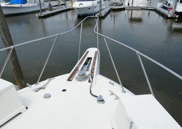 Hatteras 36 Sedan image