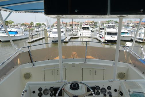 Hatteras 36 Sedan image