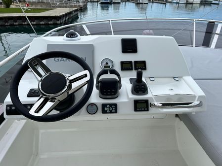 Prestige 460 Flybridge image