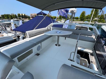 Prestige 460 Flybridge image