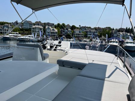 Prestige 460 Flybridge image