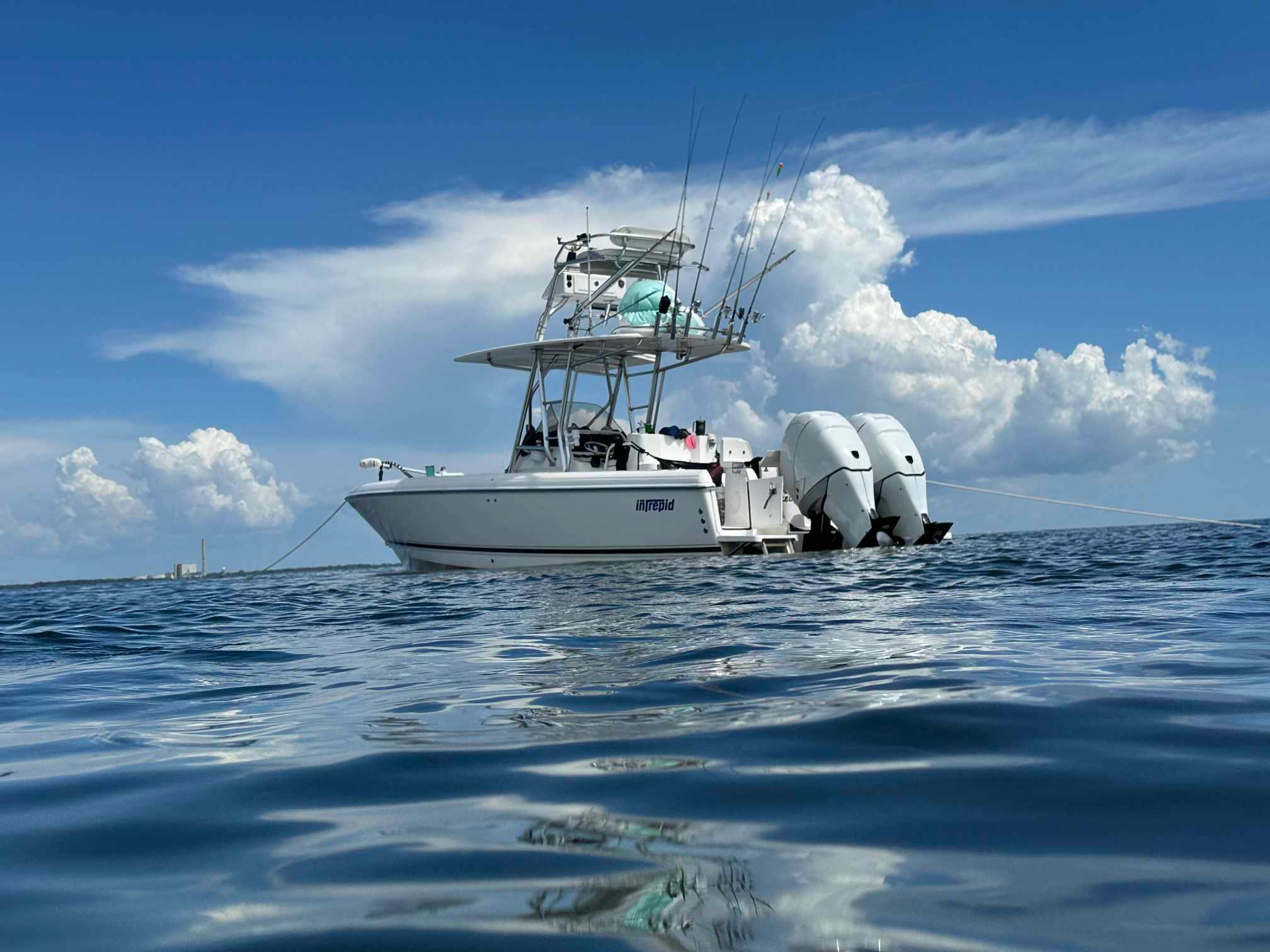 2007 Intrepid 300 center console