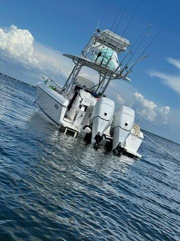 2007 Intrepid 300 center console