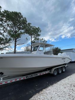 Everglades 325 Center Console image