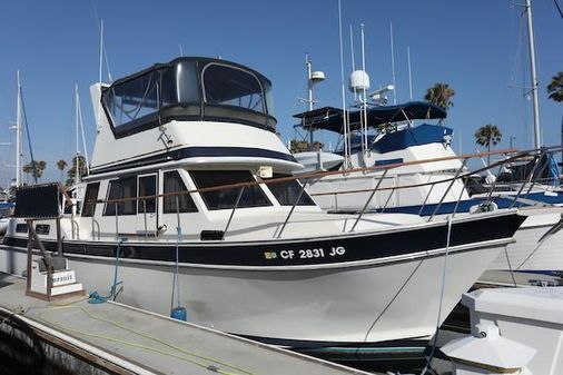 Californian 43 Cockpit Motor Yacht image