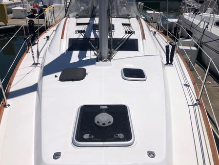 Beneteau 40 image